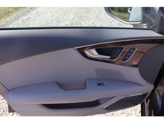 アウディA7スポーツバック 3.0 TFSI クワトロ 4WD　検2年　クルコン　シートヒーター 正規輸入車 3000