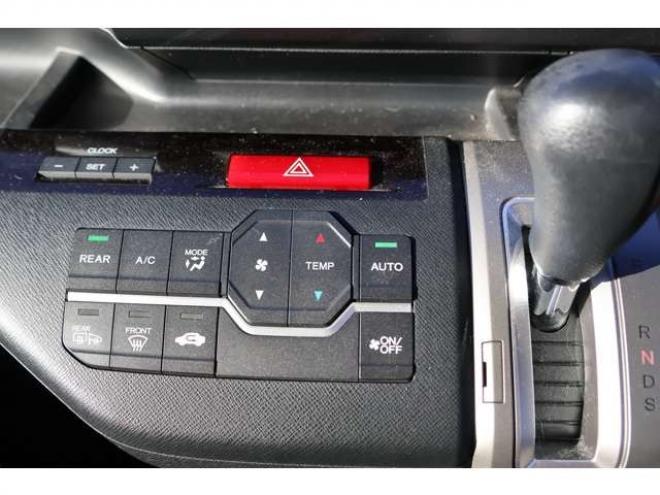 ステップワゴン2.0 スパーダ Z クールスピリット 4WD　検2年　両側電動スライドドア　バックモニター　パドルシフト　ETC　 自社　ローンカノウ 2000