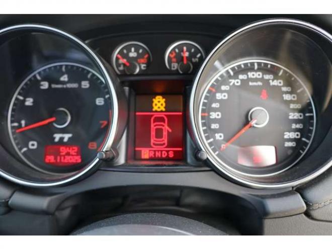 アウディTT クーペ 3.2 クワトロ 4WD　検2年　地デジ　HDD　バックカメラ　革シート　パドルシフト　　ドラレコ　ETC 社外ホイール　キーレス　自社　ローンカノウ 正規輸入車 3200