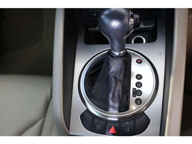 アウディTT クーペ 3.2 クワトロ 4WD　検2年　地デジ　HDD　バックカメラ　革シート　パドルシフト　　ドラレコ　ETC 社外ホイール　キーレス　自社　ローンカノウ 正規輸入車 3200