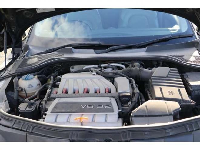 アウディTT クーペ 3.2 クワトロ 4WD　検2年　地デジ　HDD　バックカメラ　革シート　パドルシフト　　ドラレコ　ETC 社外ホイール　キーレス　自社　ローンカノウ 正規輸入車 3200