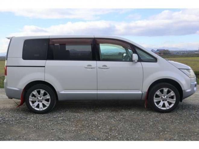 デリカD：5 2.4 G プレミアム 4WD　検2年　両側電動スライドドア　エンスタ　パドルシフト　TV 2400