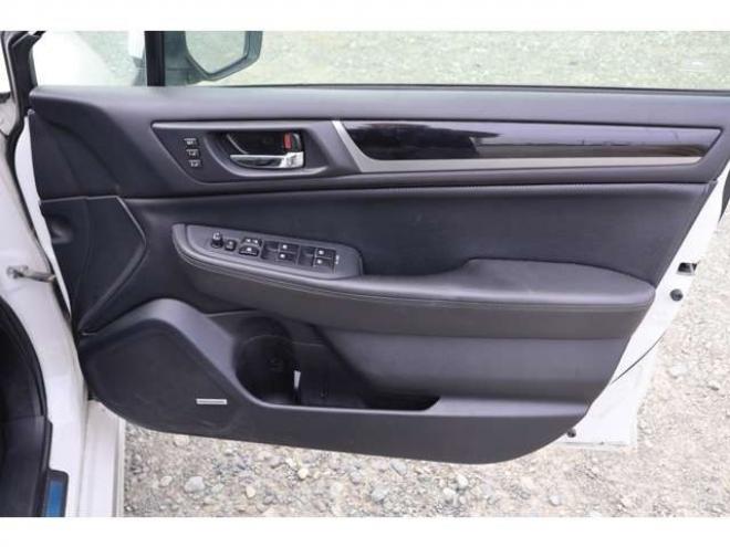 レガシィB4 2.5 リミテッド 4WD　検2年　パドルシフト　Bluetooth　自社　ローンカノウ 2500