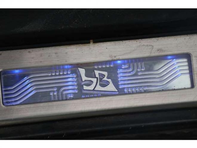 bB1.3 Z 4WD　検2年　ナビ　自社　ローンカノウ 1300