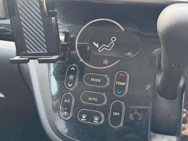 eKスペースカスタム T eアシスト 4WD　ナビ　全方位カメラ　Egスターター　Bluetooth 660