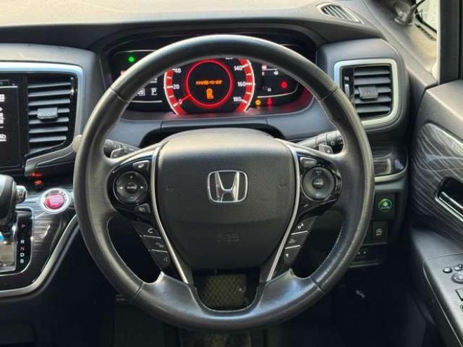 オデッセイ2.4 アブソルート EX 4WD　両側Pスライド　ナビ　TV　Bカメラ　Bluetooth　ハーフレザーシート 2400