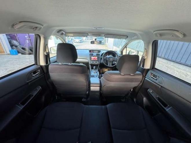 インプレッサスポーツ 1.6 i-L 4WD　ワンオーナー　夏冬タイヤ　ナビ　TV　アイドリングストップ 1600