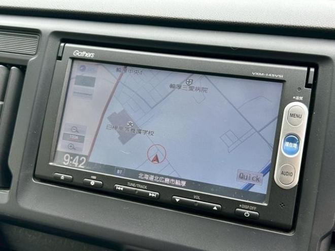 N-WGNＧ　ドライブレコーダー　バックカメラ　ナビ　スマートキー　アイドリングストップ　電動格納ミラー　ベンチシート　ＣＶＴ　Ｂｌｕｅｔｏｏｔｈ　エアコン　パワーステアリング　パワーウィンドウ 4WD 660 5Dr