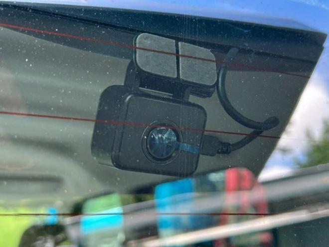 タント　ドライブレコーダー　ＥＴＣ　両側スライド・片側電動　ナビ　オートライト　スマートキー　アイドリングストップ　シートヒーター　ベンチシート　ＣＶＴ　ＡＢＳ　ＥＳＣ　アルミホイール　エアコン 4WD 660 5Dr