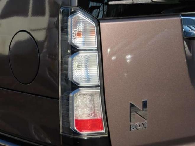 N-BOXG Lパッケージ 4WD　 660