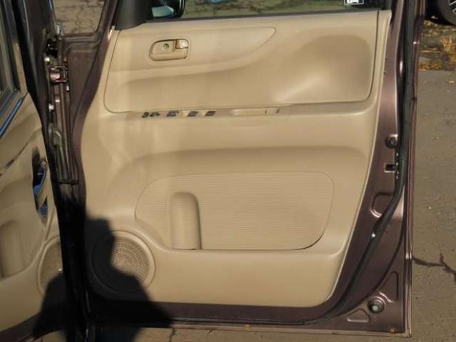 N-BOXG Lパッケージ 4WD　 660