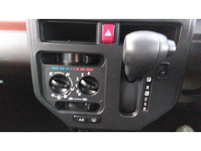 ルーミーX 4WD 4WD 1000 5Dr