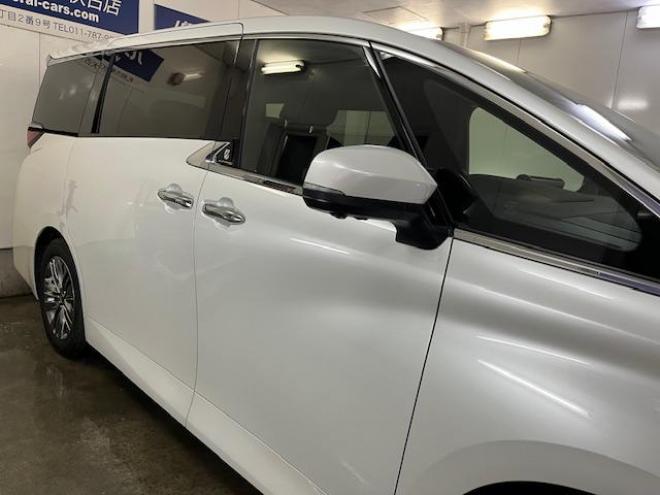 アルファードＺ　本州仕入　寒冷地仕様　禁煙車　トヨタセーフティセンス　左右独立ムーンルーフ　レーダークルーズ　レーントレーシング　純正１８インチＡＷ　ＴＯＹＯ製新品スタッドレスタイヤ　純正ナビ（フルセグ地デジ　Ｂｌｕｅｔｏｏｔｈ　Ｍｉｒａｃａｓｔ）＋バックカメラ＋全方位カメラ　両側パワースライドドア　パワーバックドア　純正ブラックレザーシート　ヘッドアップディスプレイ　電動オットマン　ＬＥＤヘッドライト　デジタルインナーミラー　シートヒーター＆クーラー　前後ドライブレコーダー　ＥＴＣ  4WD 2500 5Dr