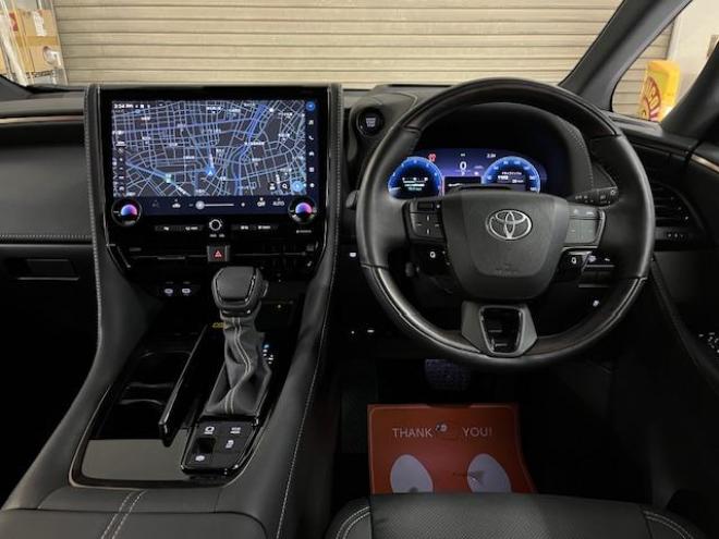 アルファードＺ　本州仕入　寒冷地仕様　禁煙車　トヨタセーフティセンス　左右独立ムーンルーフ　レーダークルーズ　レーントレーシング　純正１８インチＡＷ　ＴＯＹＯ製新品スタッドレスタイヤ　純正ナビ（フルセグ地デジ　Ｂｌｕｅｔｏｏｔｈ　Ｍｉｒａｃａｓｔ）＋バックカメラ＋全方位カメラ　両側パワースライドドア　パワーバックドア　純正ブラックレザーシート　ヘッドアップディスプレイ　電動オットマン　ＬＥＤヘッドライト　デジタルインナーミラー　シートヒーター＆クーラー　前後ドライブレコーダー　ＥＴＣ  4WD 2500 5Dr