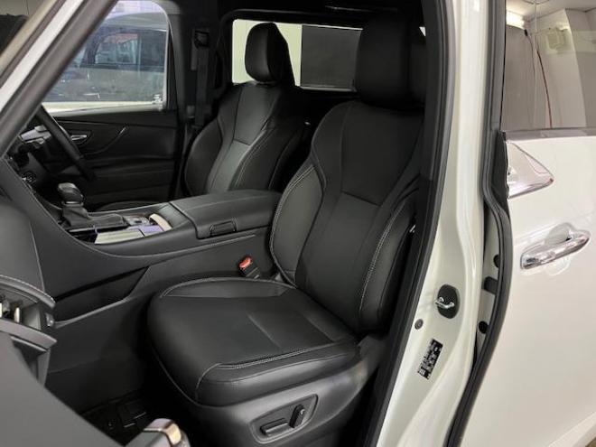 アルファードＺ　本州仕入　寒冷地仕様　禁煙車　トヨタセーフティセンス　左右独立ムーンルーフ　レーダークルーズ　レーントレーシング　純正１８インチＡＷ　ＴＯＹＯ製新品スタッドレスタイヤ　純正ナビ（フルセグ地デジ　Ｂｌｕｅｔｏｏｔｈ　Ｍｉｒａｃａｓｔ）＋バックカメラ＋全方位カメラ　両側パワースライドドア　パワーバックドア　純正ブラックレザーシート　ヘッドアップディスプレイ　電動オットマン　ＬＥＤヘッドライト　デジタルインナーミラー　シートヒーター＆クーラー　前後ドライブレコーダー　ＥＴＣ  4WD 2500 5Dr