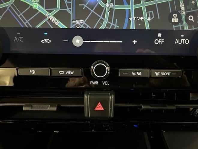 アルファードＺ　本州仕入　寒冷地仕様　禁煙車　トヨタセーフティセンス　左右独立ムーンルーフ　レーダークルーズ　レーントレーシング　純正１８インチＡＷ　ＴＯＹＯ製新品スタッドレスタイヤ　純正ナビ（フルセグ地デジ　Ｂｌｕｅｔｏｏｔｈ　Ｍｉｒａｃａｓｔ）＋バックカメラ＋全方位カメラ　両側パワースライドドア　パワーバックドア　純正ブラックレザーシート　ヘッドアップディスプレイ　電動オットマン　ＬＥＤヘッドライト　デジタルインナーミラー　シートヒーター＆クーラー　前後ドライブレコーダー　ＥＴＣ  4WD 2500 5Dr