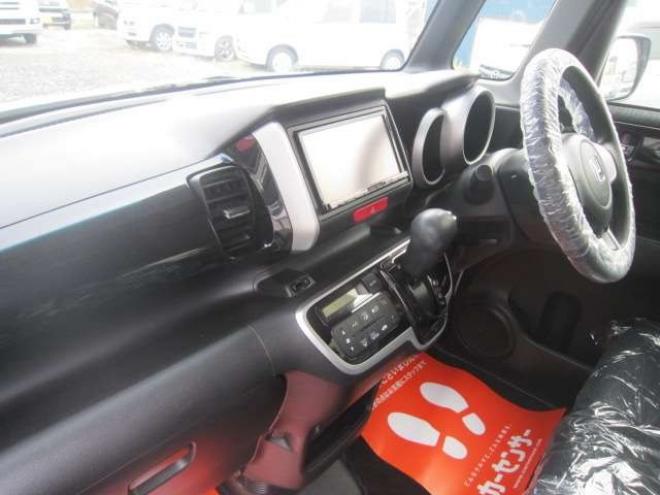 N-BOXカスタムG Lパッケージ 4WD　ワンオーナー パワースラドア ドラレコ エンスタ 夏冬タイヤ 1年間走行無制限保証付 660