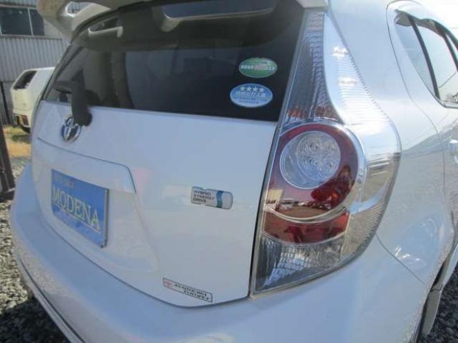 アクア1.5 G　1オーナー 純正エアロ ナビ&フルセグTV Biuetooth スマートキー エンスタ Pスタート シートヒーター ETC 純正16AW ドアバイザー 記録簿 スタッドレス+アルミセット積込み 1年間走行無制限保証付 2WD 1500