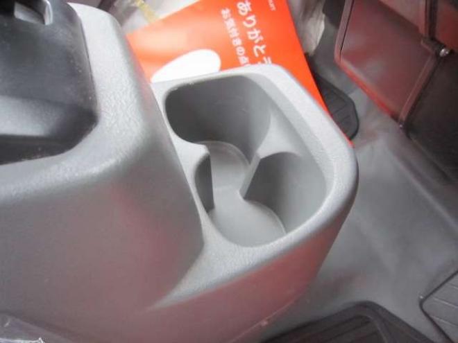 ミニキャブトラック Vタイプ エアコン付 4WD　道外仕入れ 切替式4WD パワステ エアコン スタッドレス+ホイールセット積込み 1年間走行無制限保証付 660