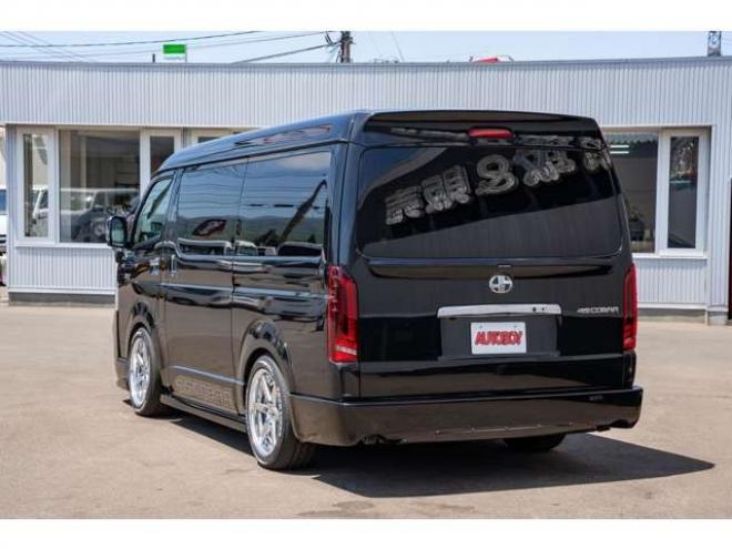 ハイエース2.7 GL ロング ファインテックツアラー 4WD　415COBRA　ファントムヘッドライトシステム&フェイスリフトキット&F/S/R/ルーフスポ/ボンネット/プレステージテールランプ&バッドラッカーSD-6プレミアムフォージッド18インチAW　TOYO　H30　225/50R18 2700