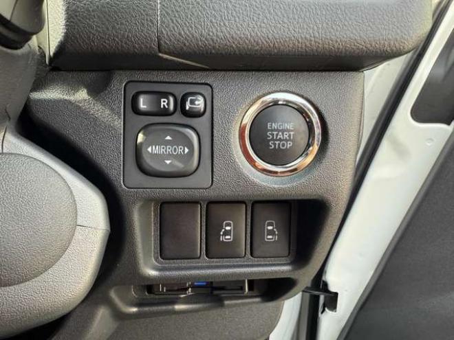 ハイエースバン2.8ダークプライムIIマルチロールトランスポータータイプIロングディーゼルターボ4WD　寒冷地仕様　ワンオーナー　ESSEX　ENCM17インチアルミ　ヨコハマパラダ　ESSEXフロントリップスポイラー　ローフォルムフェンダー　ローダウン　パワースライドドア　LEDテールランプ 2800
