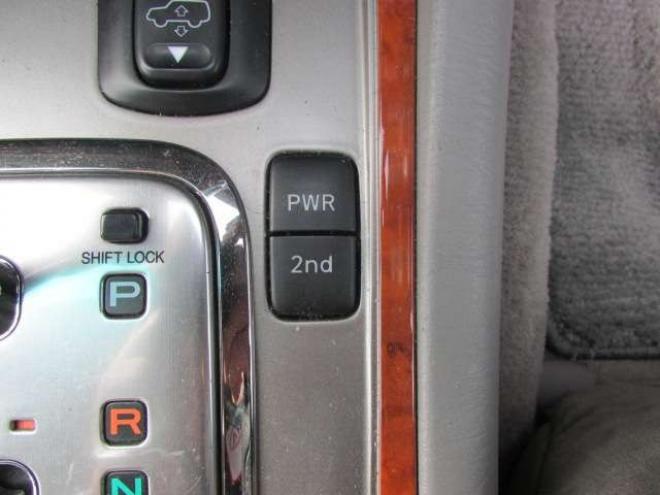 ランドクルーザー100 4.2 VXリミテッド Gセレクション ツーリングエディション ディーゼルターボ 4WD　クルーズコントロール/シートヒーター/パワーシート/ETC/社外ナビ/フルセグTV/バックカメラ/ヒッチメンバー/GANADORマフラー 4200