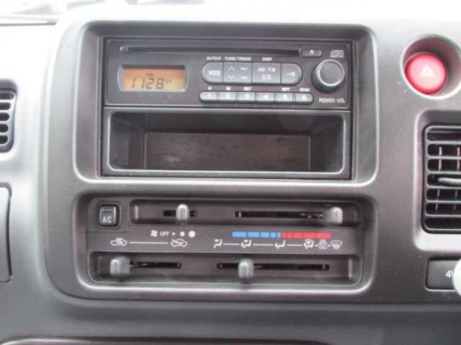 ハイゼットトラック エクストラ 3方開 4WD　パワーステアリング/パワーウィンドウ/エアコン/荷台作業灯/キーレス 660