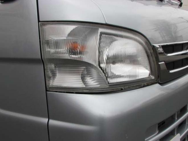 ハイゼットトラック エクストラ 3方開 4WD　パワーステアリング/パワーウィンドウ/エアコン/荷台作業灯/キーレス 660