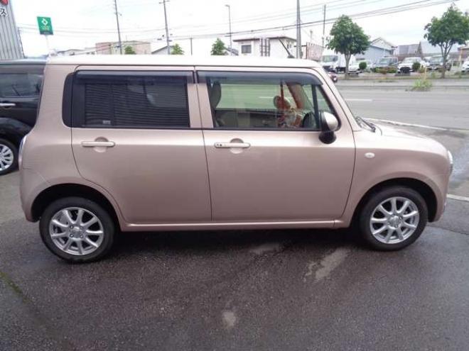 ラパンショコラ G 4WD　スマートキー　シートヒーター 660