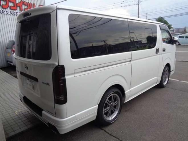 ハイエースバン3.0 スーパーGL ダークプライム ロングボディ ディーゼルターボ 4WD　ワンオーナー　R6年タイミングベルト交換済　スマートキー　　社外ナビ　バックカメラ　フロント・サイドカメラ　バッドラッカー17インチアルミホイール　バッドフェイスボンネット 3000