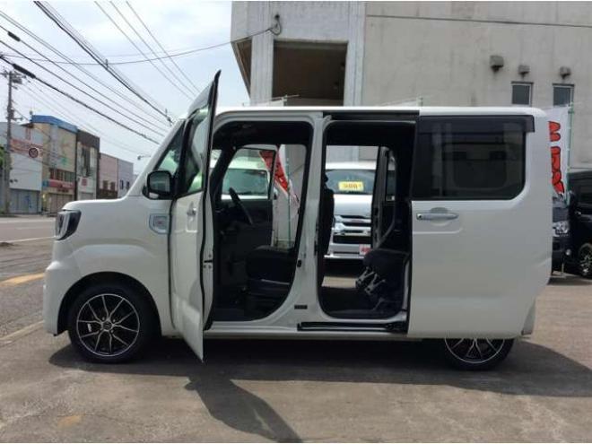 ピクシスメガL SAIII 4WD　両側パワスラ　スマートキー　純正ナビ 660