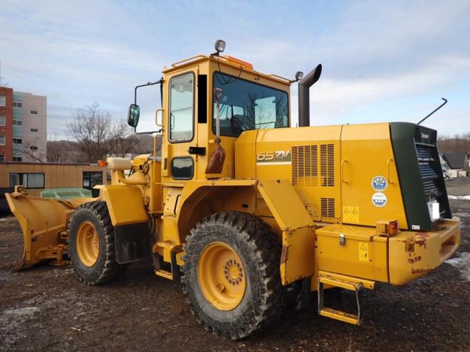 ホイールローダ65DV2 ワンタッチマルチプラウ＆バケット　スパイクタイヤ