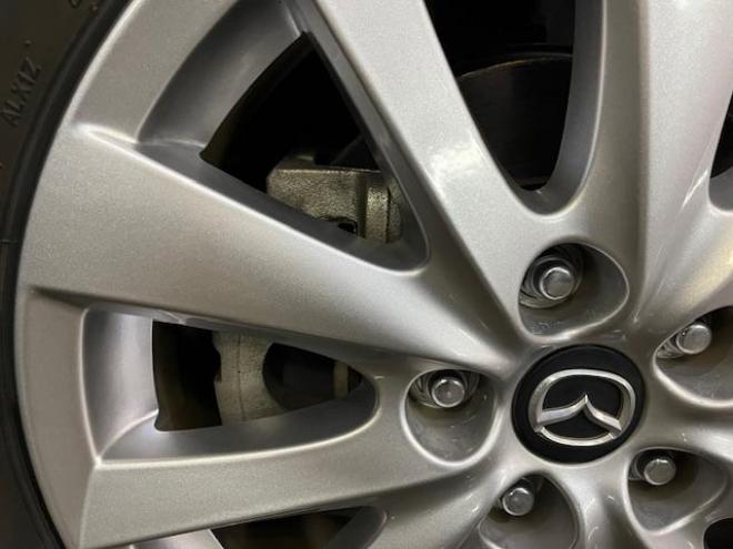 CX-5本州仕入　禁煙車　セーフティクルーズパッケージ　スマートブレーキサポート　レーダークルーズ　誤発進抑制制御　純正１７インチＡＷ　社外１７ＡＷ＋スタッドレスタイヤ付　純正ナビ　Ｂｌｕｅｔｏｏｔｈ 4WD 2200 5Dr