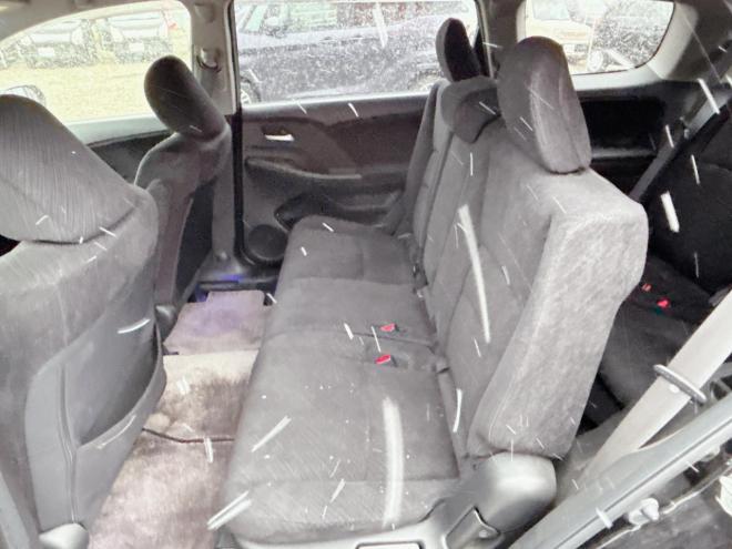 オデッセイ2.4Mエアロパッケージ 4WD　ローンが不安な方＜優遇ローン＞1年保証　純正ナビ　バックカメラ