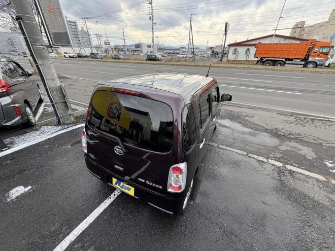 ミラココアMIRA COCOA 4WD X錆の少ない本州仕入　お洒落なスマートキー（スペアーアリ）　便利なBluetooth純正ナビＴＶ　アルミ　アイドリングストップ　バイザー　スタットレス　全磨き済　エンジンオイル交換 4WD 660 5Dr