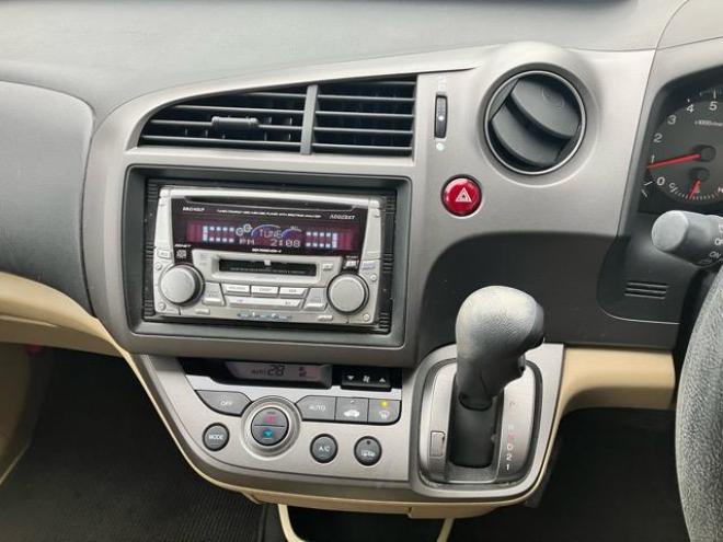 ストリームG 4WD 2000 5Dr