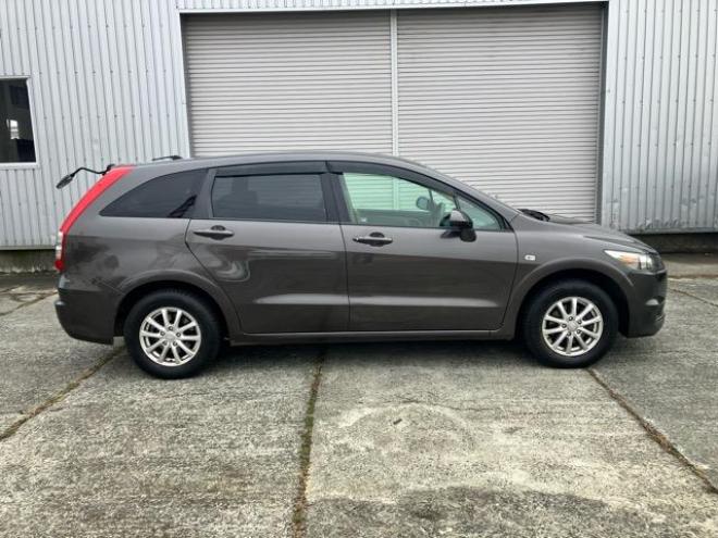 ストリームG 4WD 2000 5Dr