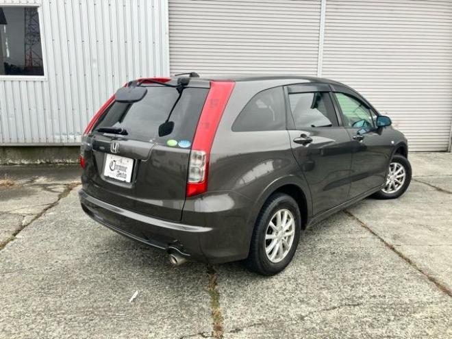 ストリームG 4WD 2000 5Dr