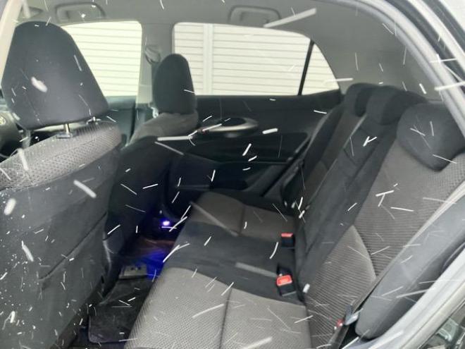 ブレイドベースグレード 4WD 2400 5Dr