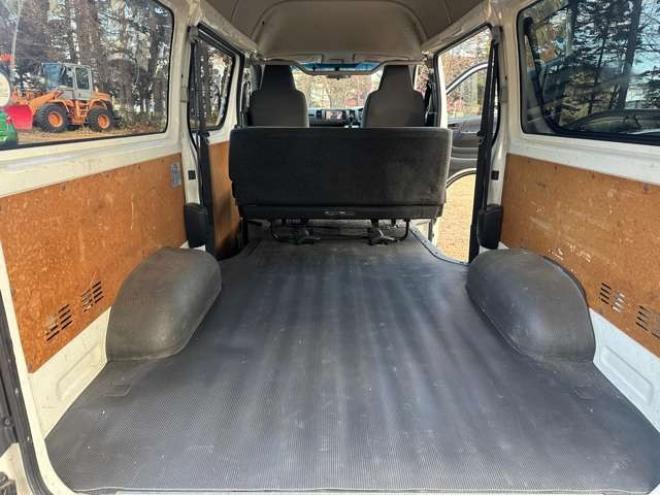 ハイエースバン3.0 DX ロング ハイルーフ GLパッケージ ディーゼルターボ 4WD　純正ナビTV　バックカメラ　寒冷地仕様　キーレス　ETC　ワンオーナー　パワーウィンドウ　パワステ　両側スライドドア 3000