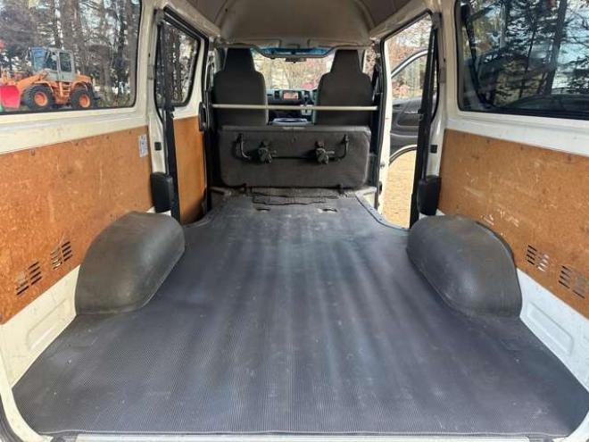 ハイエースバン3.0 DX ロング ハイルーフ GLパッケージ ディーゼルターボ 4WD　純正ナビTV　バックカメラ　寒冷地仕様　キーレス　ETC　ワンオーナー　パワーウィンドウ　パワステ　両側スライドドア 3000