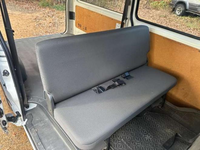 ハイエースバン3.0 DX ロング ハイルーフ GLパッケージ ディーゼルターボ 4WD　純正ナビTV　バックカメラ　寒冷地仕様　キーレス　ETC　ワンオーナー　パワーウィンドウ　パワステ　両側スライドドア 3000