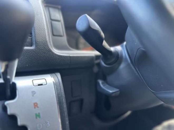 ハイエースバン3.0 DX ロング ハイルーフ GLパッケージ ディーゼルターボ 4WD　純正ナビTV　バックカメラ　寒冷地仕様　キーレス　ETC　ワンオーナー　パワーウィンドウ　パワステ　両側スライドドア 3000