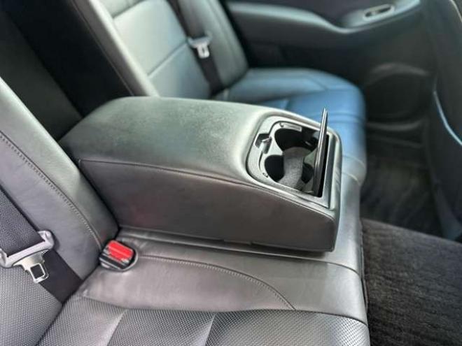 クラウンアスリート 2.5 G i-Four 4WD　サンルーフ　黒皮シート　レーダークルーズ　ETC　パワステ　パワーウィンドウ　純正ナビ　純正アルミ　ABS　キーレスエントリー 2500