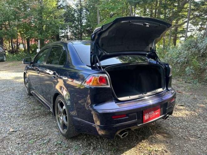 ギャランフォルティス 2.0 ラリーアート 4WD　社外ナビ　フルセグ　バックカメラ　ドラレコ　パワーウィンドウ　パワステ　ABS　キーレスエントリー　盗難防止装置　　クルーズコントロール 2000