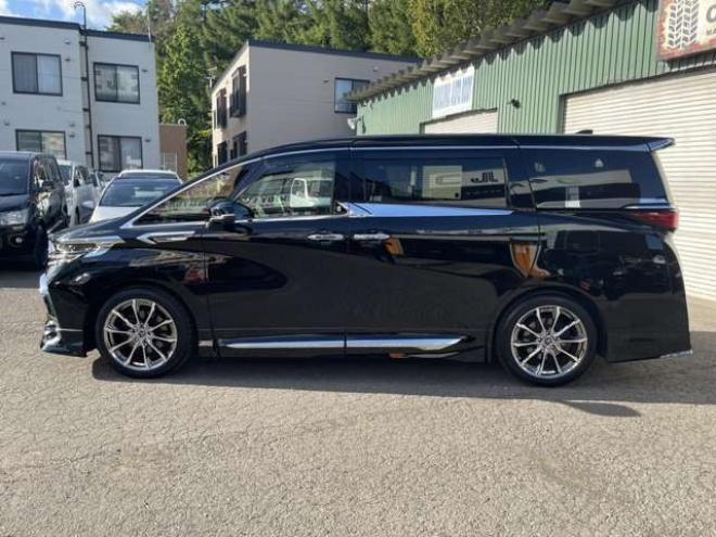 アルファード2.5 Z 4WD　寒冷地/モデリスタフルエアロ/メッキパーツ/クレンツェ20インチ/パノラミックビュー/デジタルインナーミラー/ETC2.0/電動リアゲート/走行TV可/フリップダウンモニター/BSM/　前後ドラレコ(360度)シグネイチャー 2500