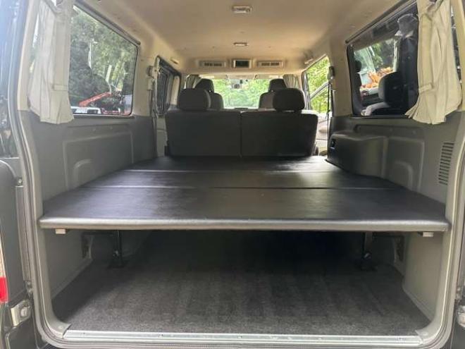 キャラバンNV350 2.5 プレミアムGX ロングボディ ディーゼルターボ 4WD　パワーウィンドウ　パワステ　社外ナビ　社外アルミ　ABS　キーレス　バックカメラ　エンジンスターター　ETC　リアヒーター　リアクーラー　盗難防止装置 2500