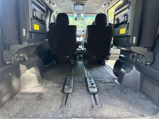 ヴェルファイア3.5 Z プラチナセレクションII 4WD　両側電動スライドドア　パワステ　パワーウィンドウ　ABS　クルーズコントロール　電動リアゲート　地デジナビ　バックカメラ　ETC　キーレス　純正アルミ　3列シート　後席モニター 3500