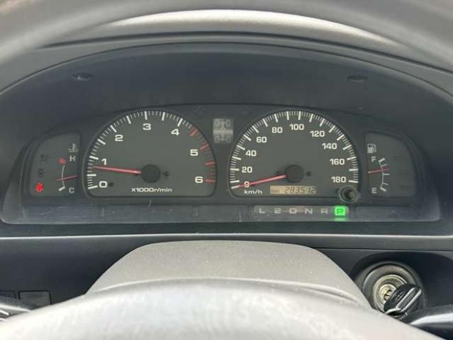 ハイラックスサーフ3.0 SSR-X ディーゼルターボ 4WD　サンルーフ　リフトアップ　ETC　パワステ　パワーウィンドウ　社外アルミ　ABS　キーレス　CDオーディオ 3000