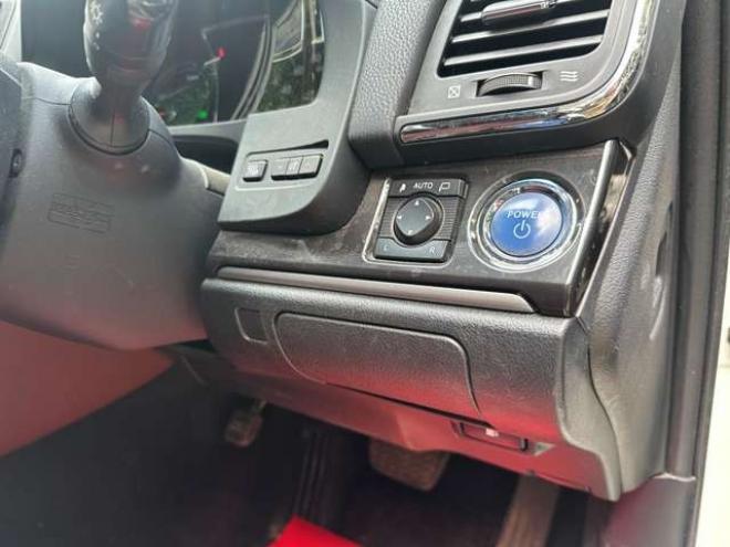 クラウンアスリート ハイブリッド 2.5 S Four 4WD　TVナビ/Bカメラ/クルコン/AW/PS/PW 2500